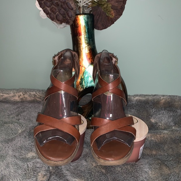 ❌❌SOLD❌❌Ralph Lauren Sandals - Picture 5 of 5